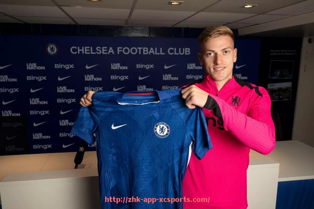 杏彩体育-世俱杯比赛中球员协作防守成功率及其在高压防守体系中的角色